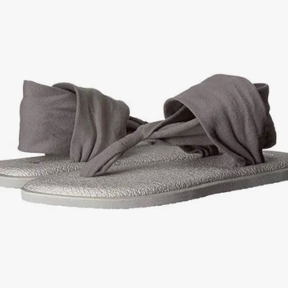 Sanuk Yoga Sling 2 Metallic LX New Silver Gray Women Sandal sz 7 or 9 available - Picture 1 of 10